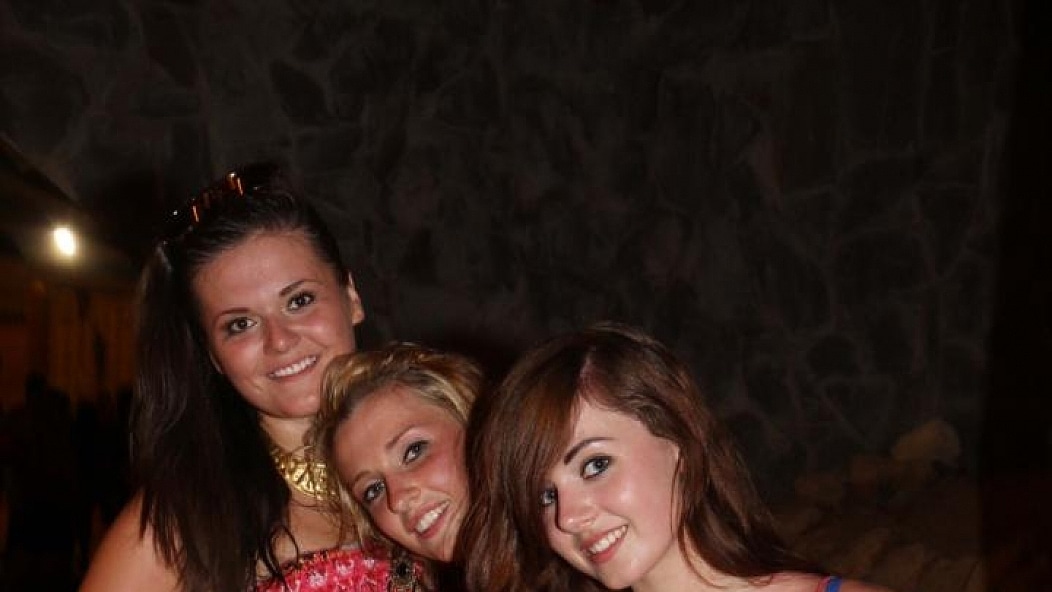 Bar Crawl Frolics 37