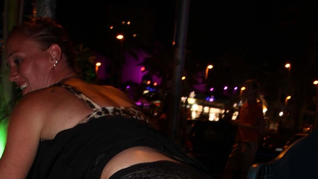 Bar Crawl Frolics 64